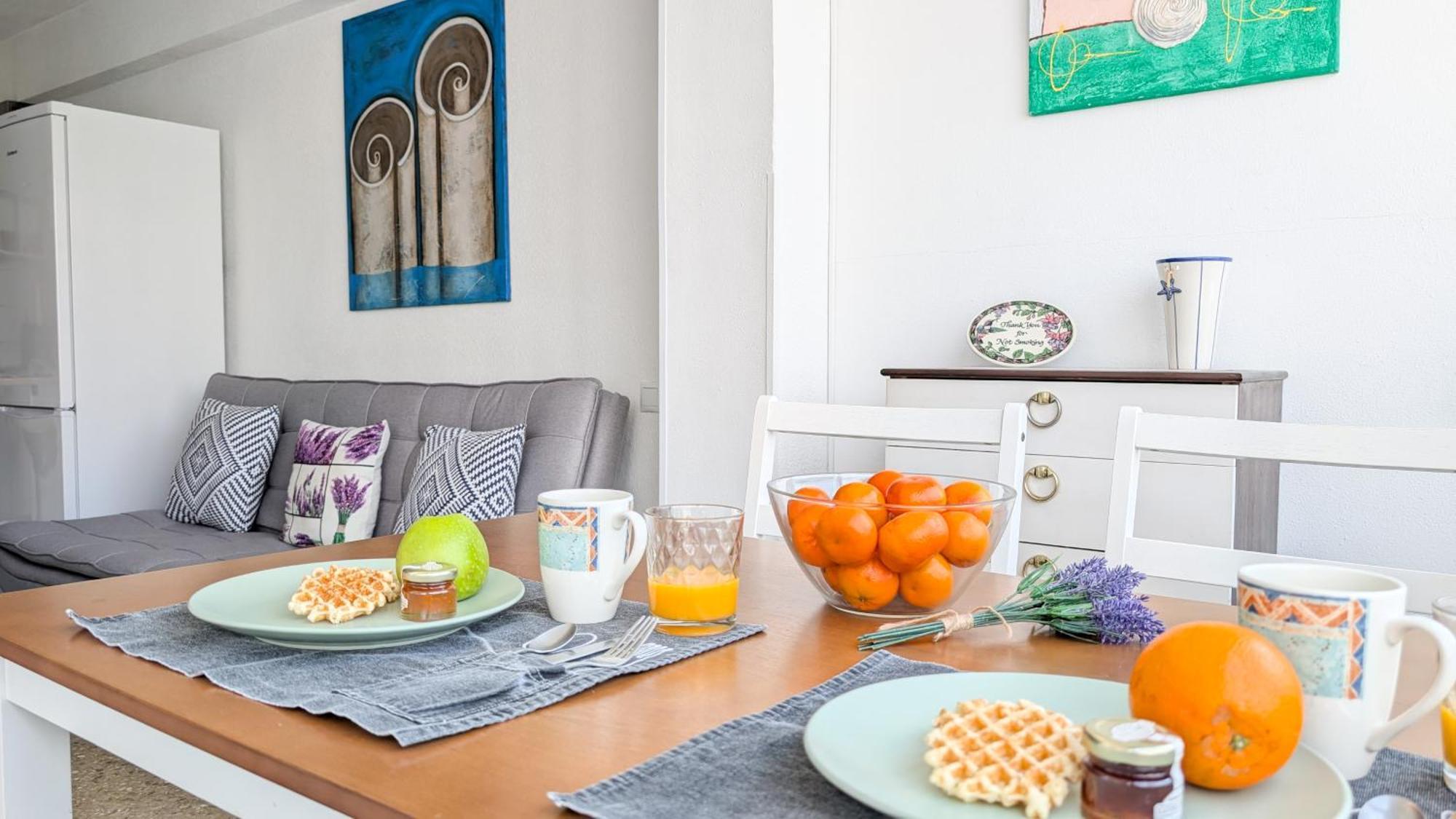 Pintor Sorolla Apartment Benidorm Bagian luar foto